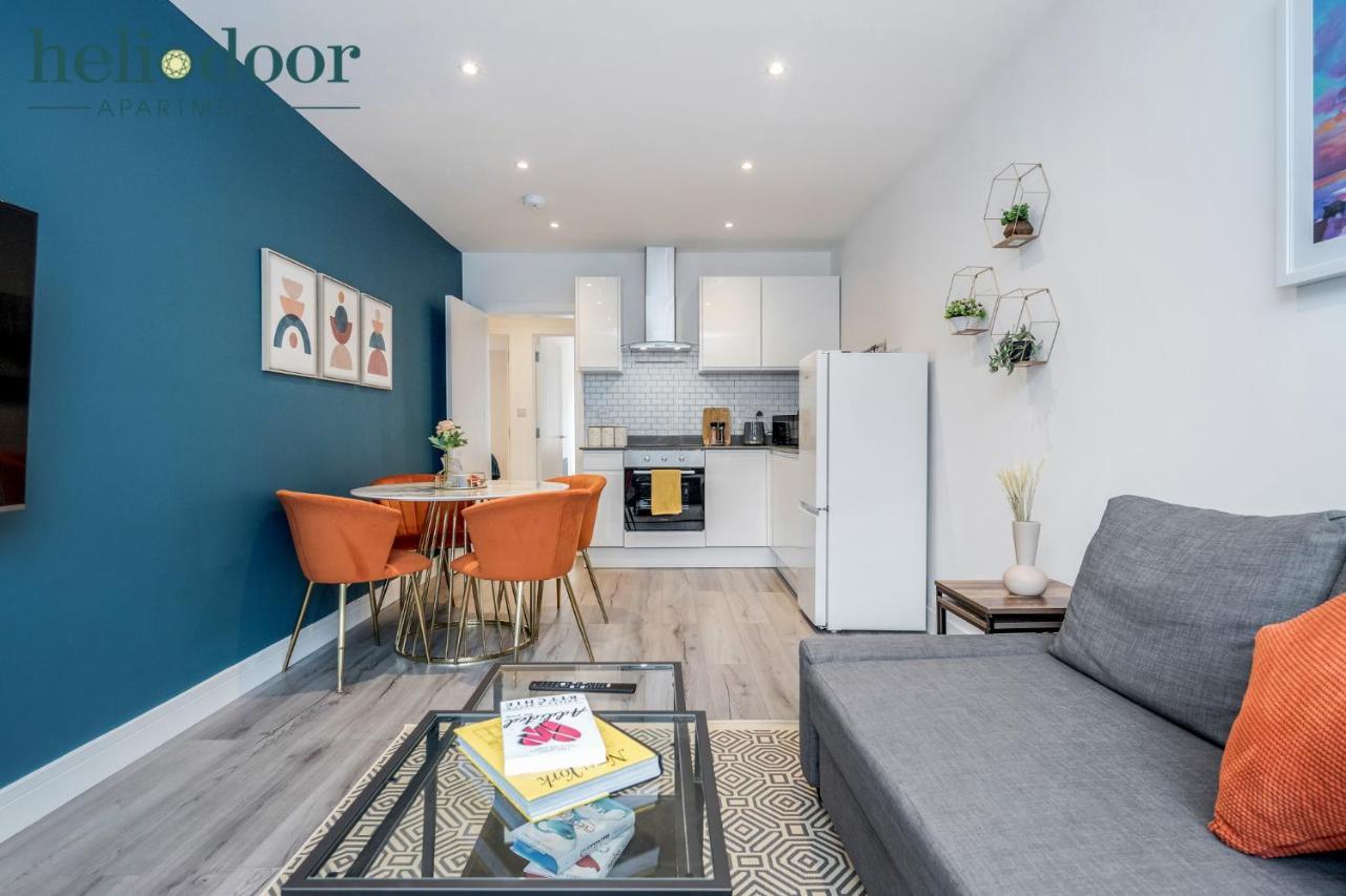Milton Keynes Apartments, Sleeps Up To 5, Free Parking, Free Wifi & Movies, 7 Mins Drive To Milton Keynes Central Station For Direct Trains To London & The North Esterno foto