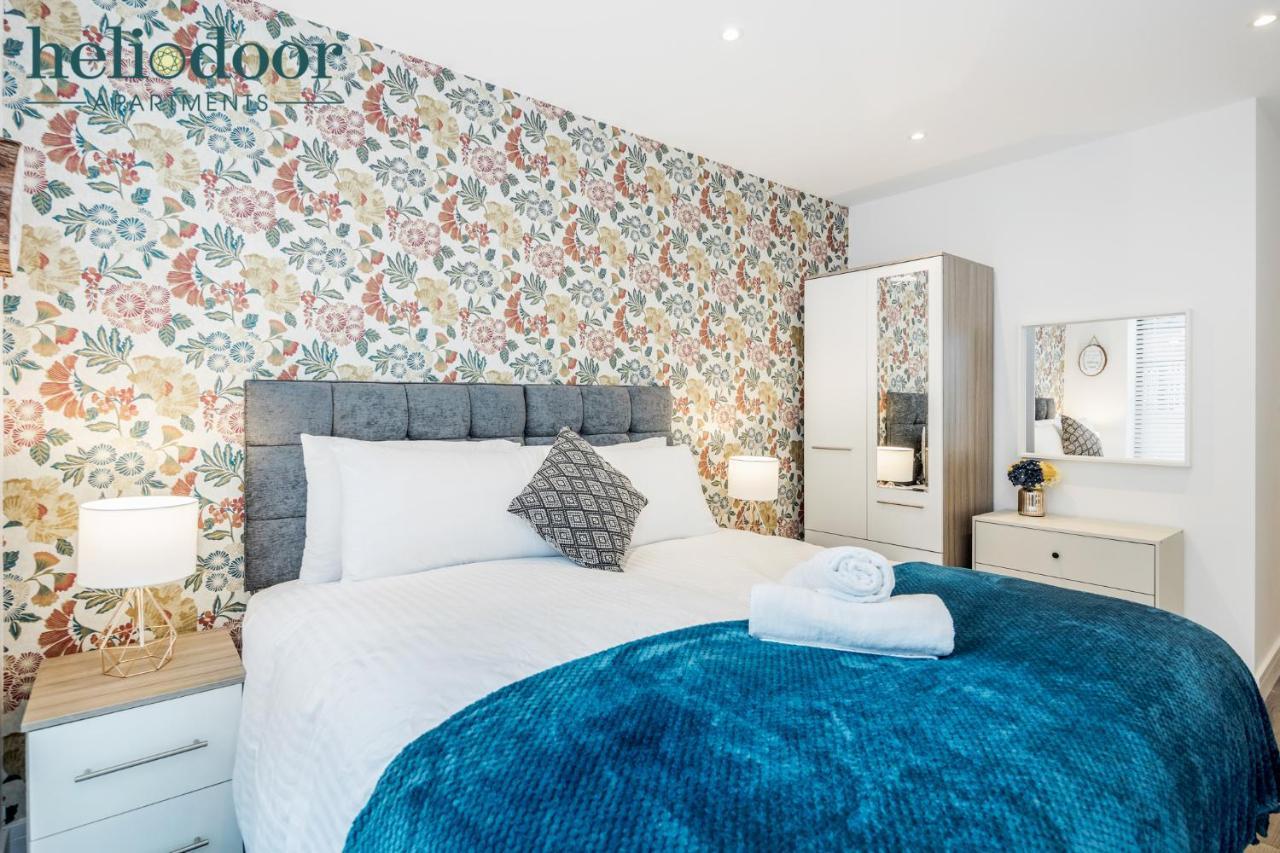 Milton Keynes Apartments, Sleeps Up To 5, Free Parking, Free Wifi & Movies, 7 Mins Drive To Milton Keynes Central Station For Direct Trains To London & The North Esterno foto