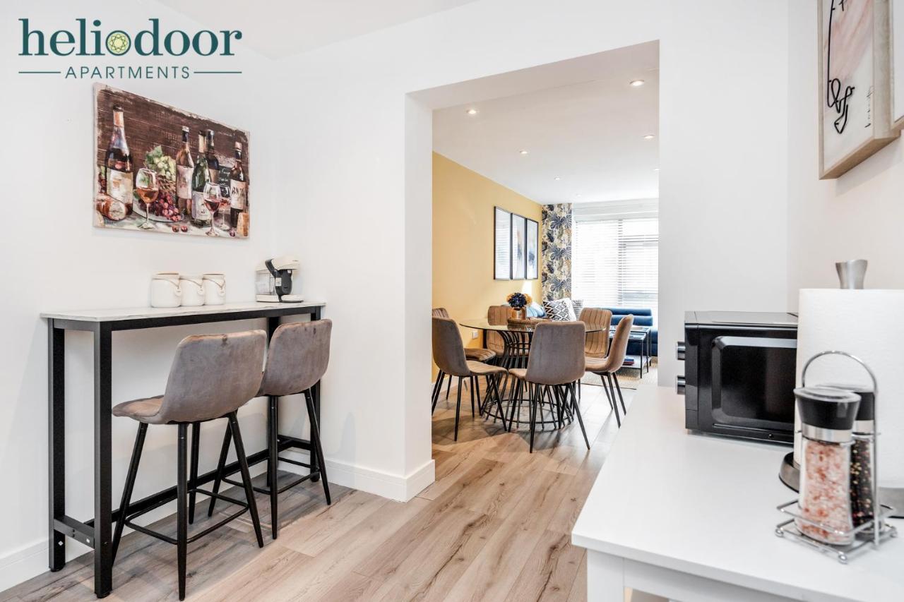 Milton Keynes Apartments, Sleeps Up To 5, Free Parking, Free Wifi & Movies, 7 Mins Drive To Milton Keynes Central Station For Direct Trains To London & The North Esterno foto