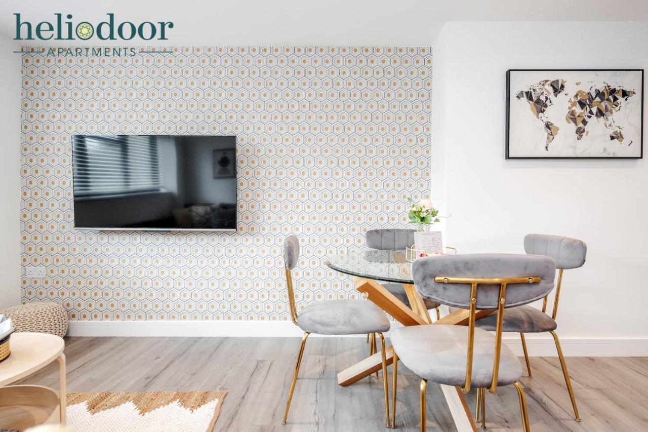 Milton Keynes Apartments, Sleeps Up To 5, Free Parking, Free Wifi & Movies, 7 Mins Drive To Milton Keynes Central Station For Direct Trains To London & The North Esterno foto