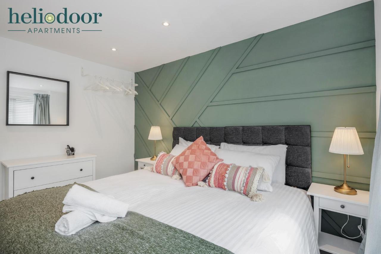 Milton Keynes Apartments, Sleeps Up To 5, Free Parking, Free Wifi & Movies, 7 Mins Drive To Milton Keynes Central Station For Direct Trains To London & The North Esterno foto