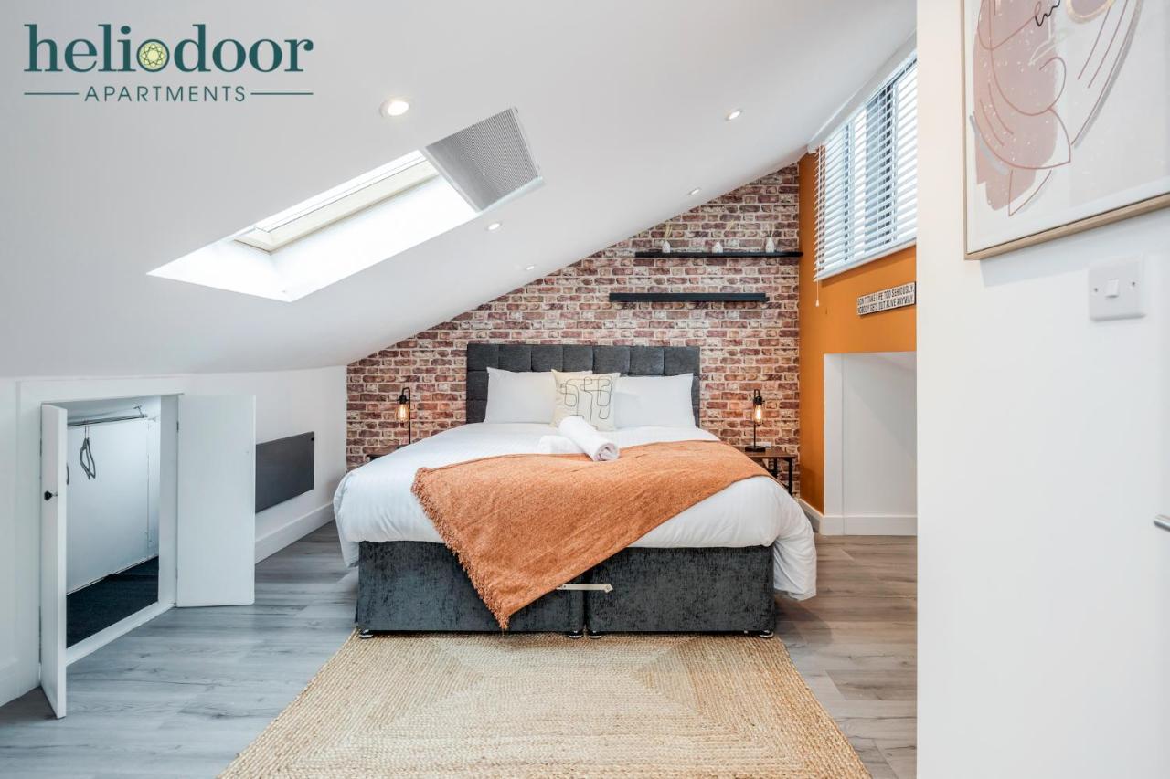 Milton Keynes Apartments, Sleeps Up To 5, Free Parking, Free Wifi & Movies, 7 Mins Drive To Milton Keynes Central Station For Direct Trains To London & The North Esterno foto