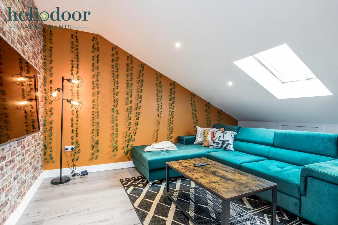 Milton Keynes Apartments, Sleeps Up To 5, Free Parking, Free Wifi & Movies, 7 Mins Drive To Milton Keynes Central Station For Direct Trains To London & The North Esterno foto